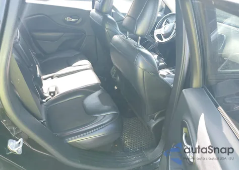 2016 Jeep Cherokee Trailhawk from USA, damaged, VIN 1C4PJMBS6GW162742